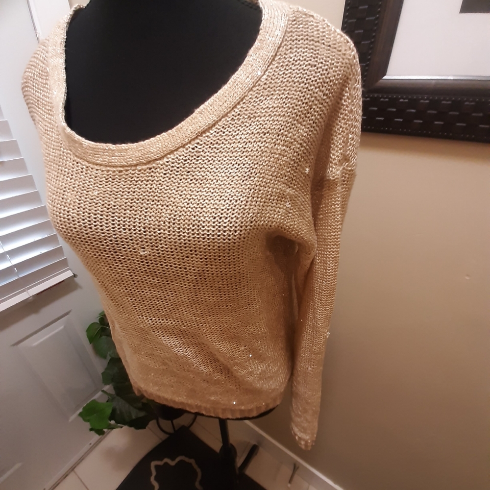 Sweater - Picture 7 of 8